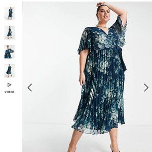 ASOS DESIGN Curve Floral Wrap Dress